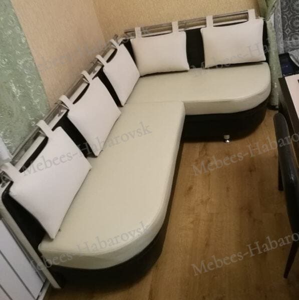 Мебис-Хабаровск, наши работы кухонный уголок-4